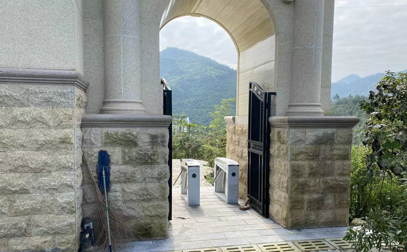 湖北十堰鄖西龜龍山莊與易景通達成合作 湖北十堰鄖西龜龍山莊與易景通達成合作