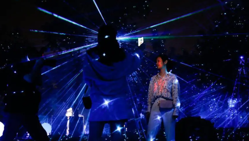 沉浸式旅游演藝：技術(shù)在山頂，內(nèi)容在半山腰