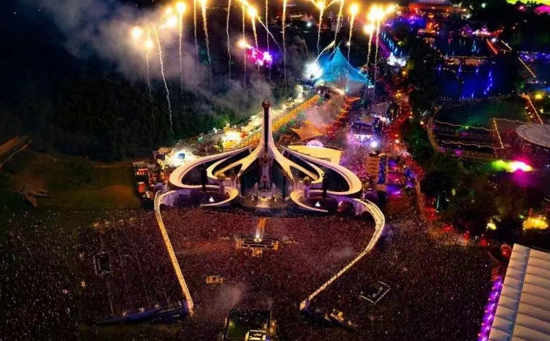 瀏陽(yáng)煙花嘉年華采用易景通智慧景區(qū)票務(wù)管理系統(tǒng)