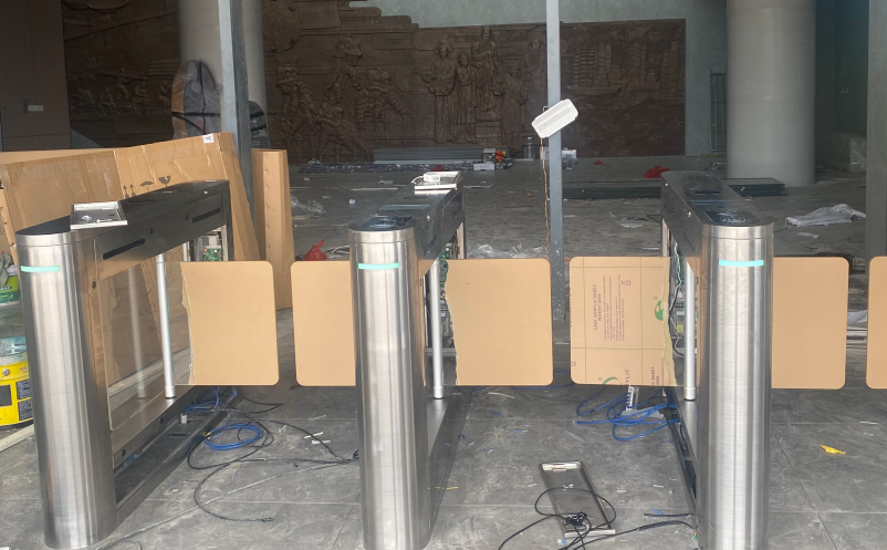 景區(qū)更換票務(wù)系統(tǒng)麻煩嗎？易景通專業(yè)實(shí)施團(tuán)隊(duì)承諾7天平滑上線