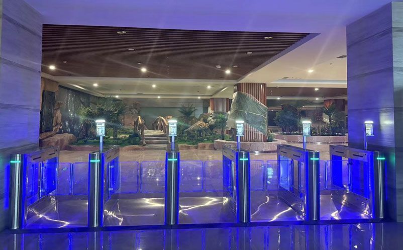 景區(qū)票務(wù)系統(tǒng)部署和實(shí)施需要多長(zhǎng)時(shí)間，以及需要哪些技術(shù)支持？