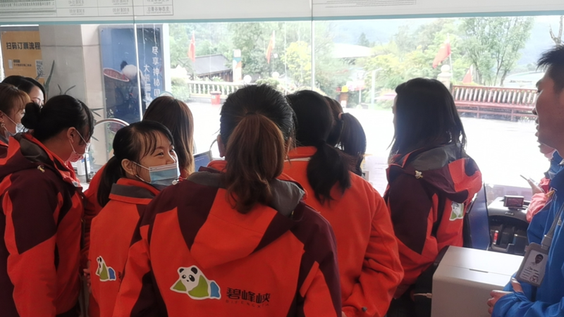 易景通景區(qū)票務(wù)系統(tǒng)提供商，用心服務(wù)塑造卓越客戶體驗的故事