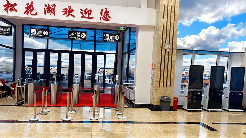 景區(qū)檢票效率低，入口變“堵口”？智能檢票閘機(jī)系統(tǒng)，秒速通行！